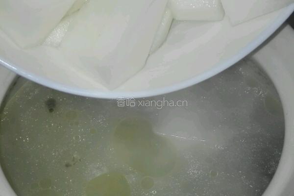 砂锅鲫鱼汤的做法图解15