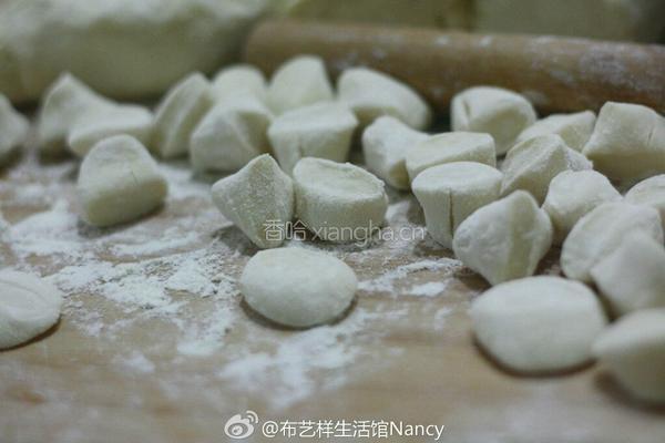 韭菜鸡蛋馅饺子的做法图解5
