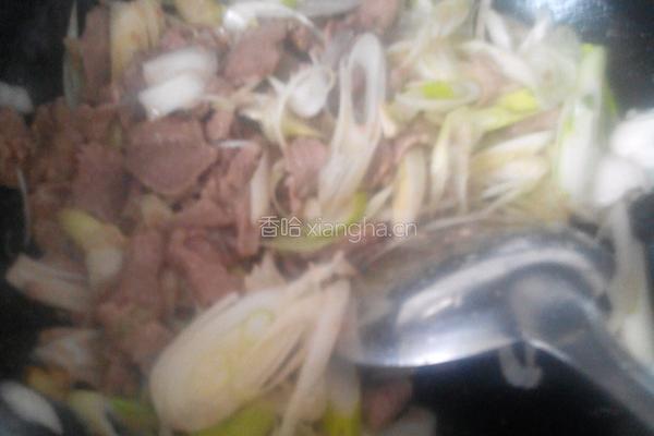 葱爆羊肉的做法图解3