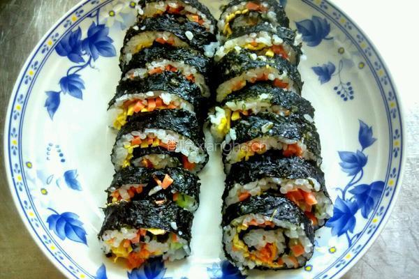 紫菜包饭的做法图解11