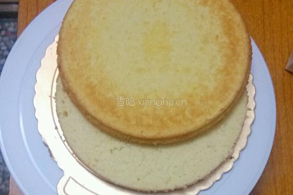 草莓奶油蛋糕的做法图解2