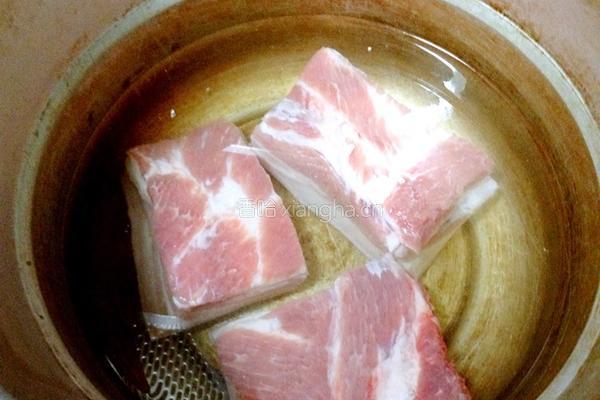 蒜泥白肉的做法图解2