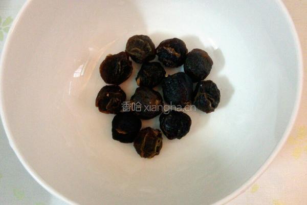 黑豆眉豆鸡脚汤的做法图解6