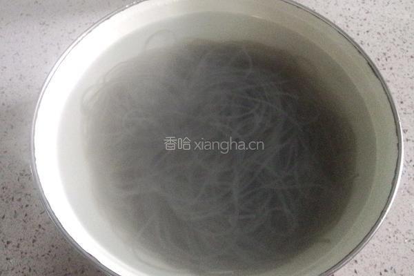 蚂蚁上树的做法图解1