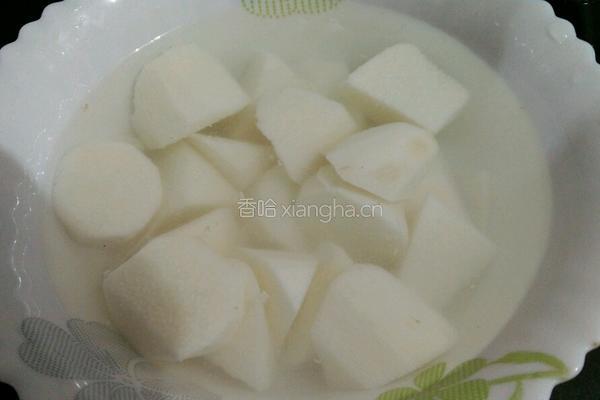 拨丝山药的做法图解1