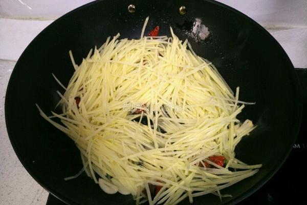香辣土豆丝的做法图解7