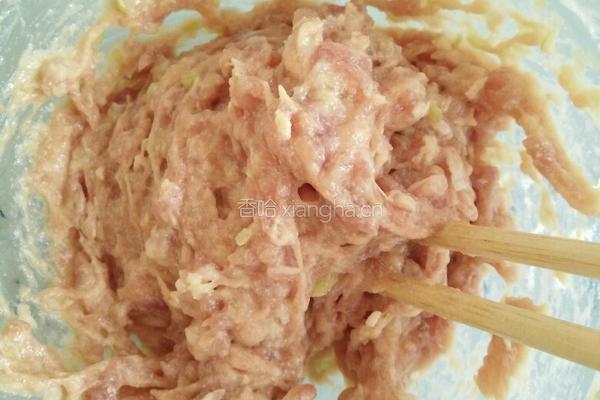 肉丸萝卜汤的做法图解3