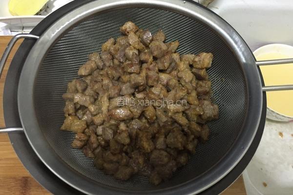 三色牛肉粒的做法图解5