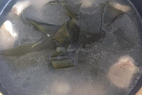 排骨海带汤的做法图解4