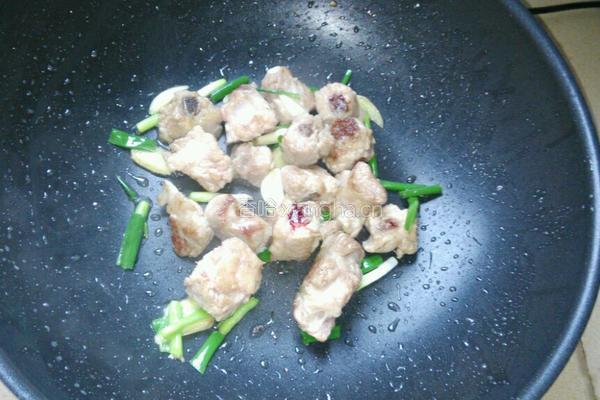 绿豆排骨汤的做法图解4