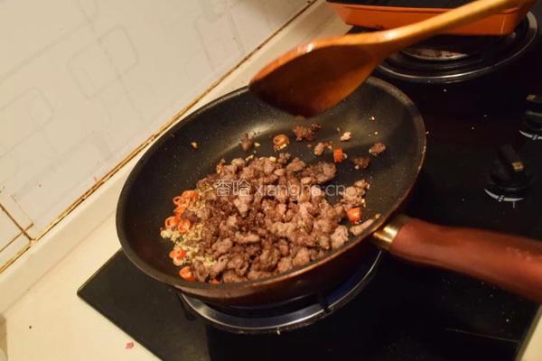 香辣肉末蔬菜卷的做法图解10