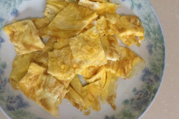 菠菜炒蛋皮的做法图解6