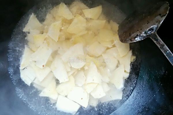 冬笋炒五花肉片的做法图解4