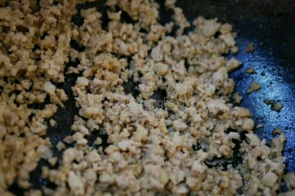 荠菜馅的饺子的做法图解2