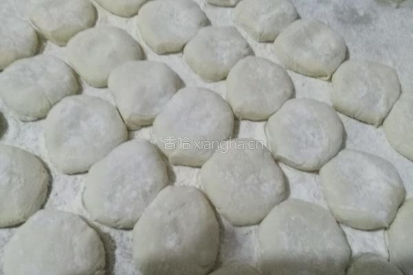 猪肉洋葱饺子的做法图解16
