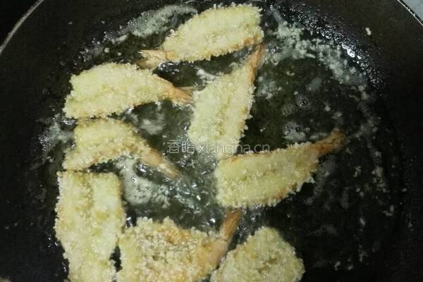 炸大虾的做法图解13
