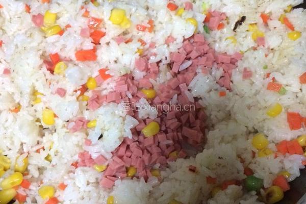 扬州炒饭的做法图解5