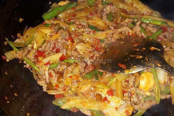 泡椒牛肉丝的做法图解10