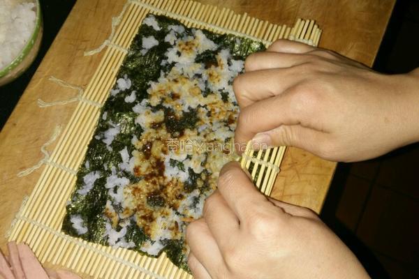 紫菜包饭的做法图解6