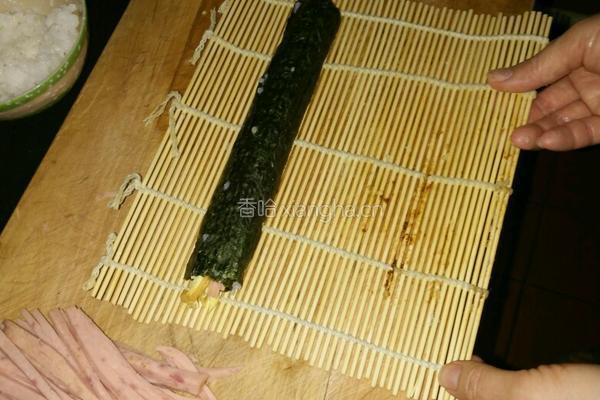 紫菜包饭的做法图解7