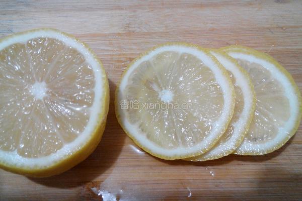 蜂蜜柠檬水的做法图解5