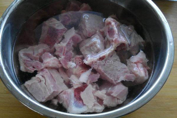 川味粉蒸排骨的做法图解1