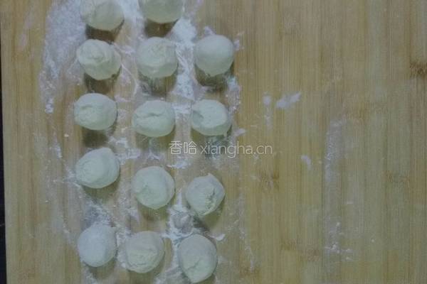 香菇牛肉馅包子的做法图解10