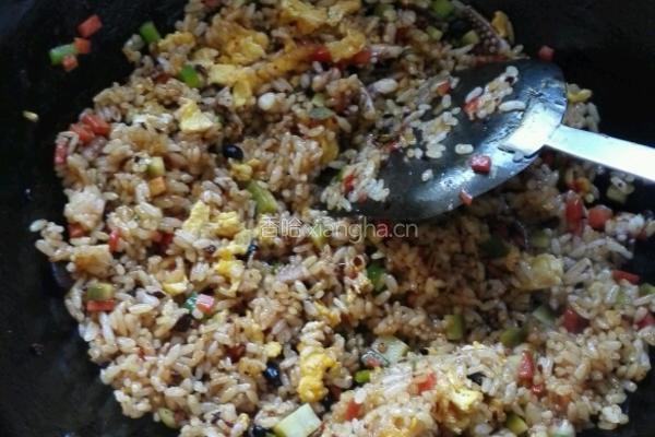 什锦炒米饭的做法图解6
