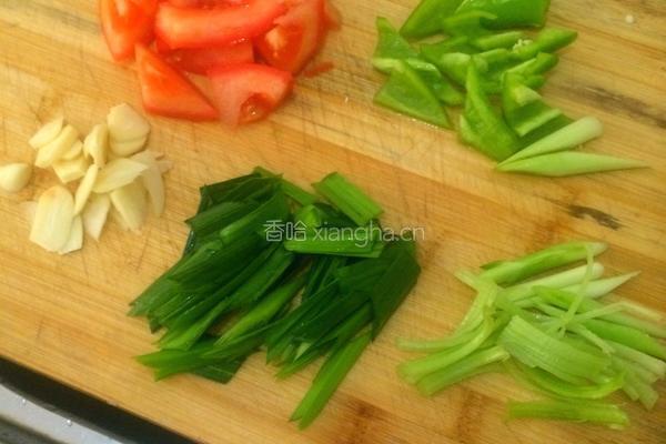 鱼香茄子的做法图解2