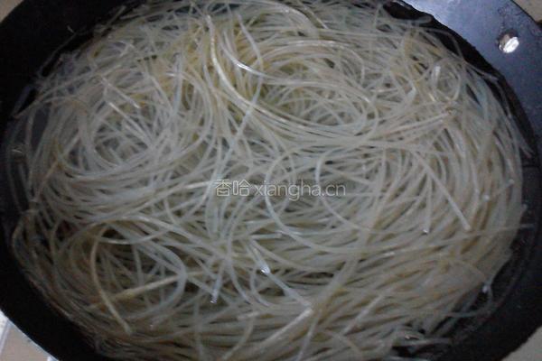 老坛泡菜肉末粉条(川味家常版)的做法图解3