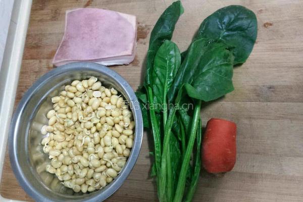 肉皮黄豆芽的做法图解1
