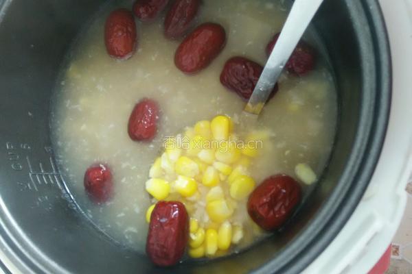 玉米瘦肉粥的做法图解3