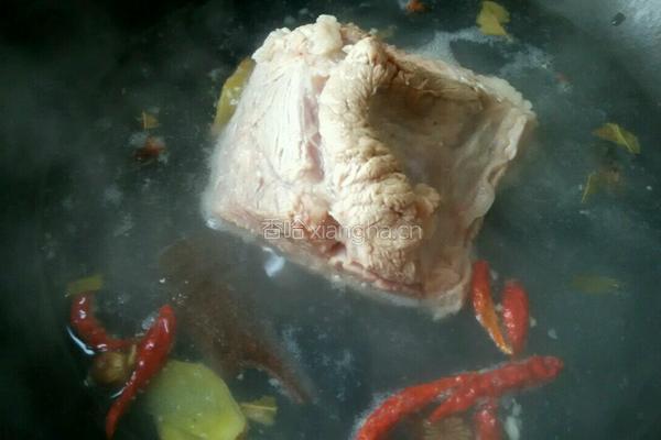 梅干菜扣肉的做法图解2
