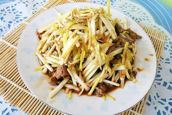 肉丝炒蒜黄的做法图解8