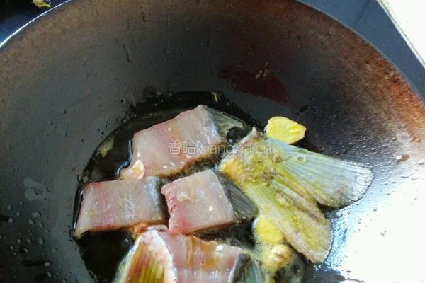 家庭版酸菜鱼的做法图解4
