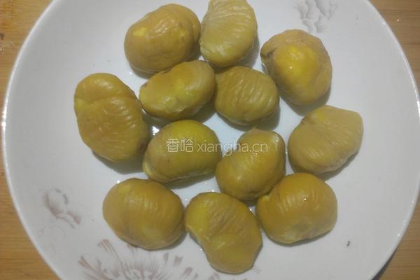 板栗鸡汤的做法图解5