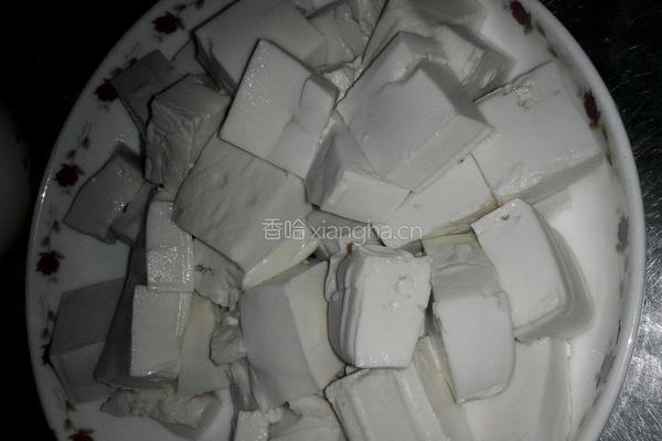香煎麻辣豆腐的做法图解3
