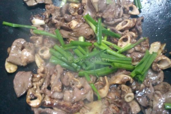 青椒炒猪杂的做法图解13