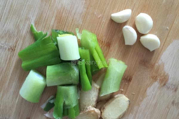 笨鸡炖土豆的做法图解2