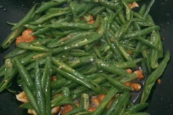 青椒炒骨肉相连的做法图解3