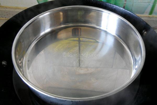 腊肠鸡蛋肠粉的做法图解4