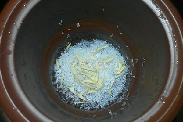 烧骨芥菜粥的做法图解3