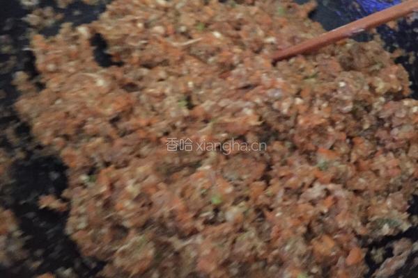 胡萝卜羊肉水饺的做法图解2