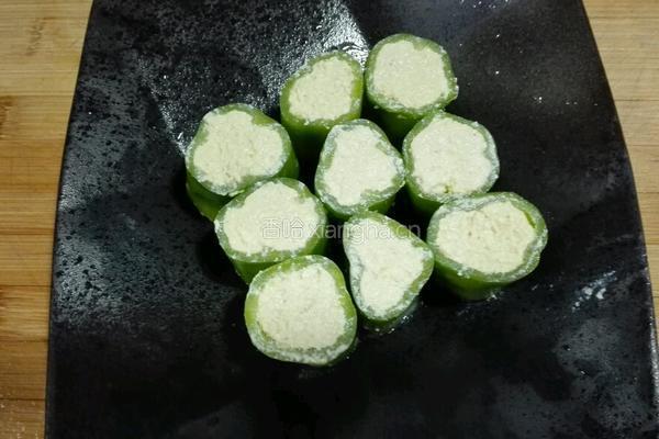 尖椒酿豆腐的做法图解3
