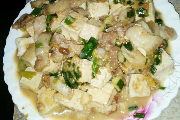 五花肉炖豆腐的做法图解6