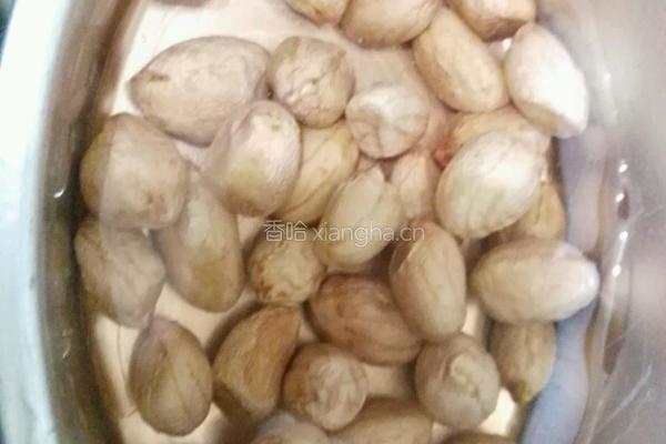 香芋蒸排骨的做法图解2