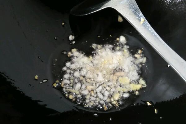 五香牛肉烧青豆的做法图解3