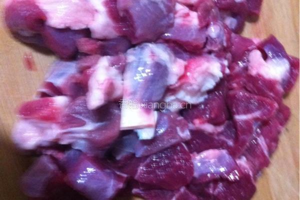羊肉萝卜汤的做法图解1