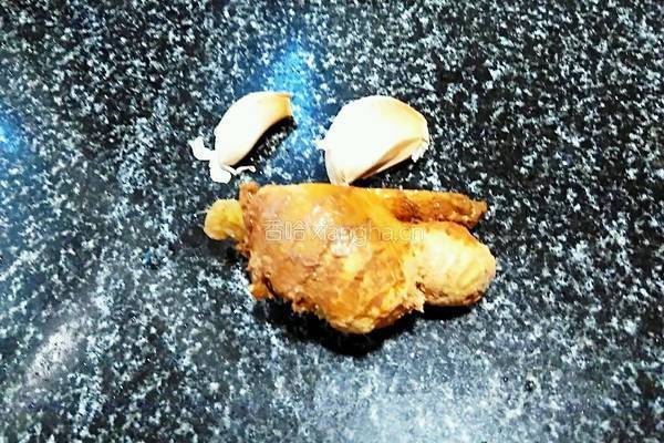 蒜香烤鸭翅的做法图解2