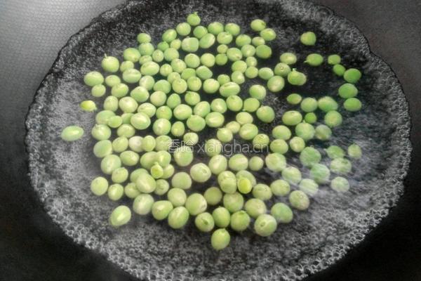 豌豆辣牛肉的做法图解4